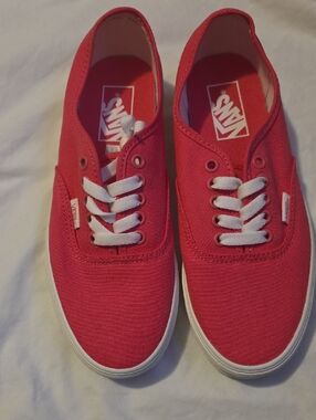 Vans Hot Pink Canvas Low-Top Sneakers